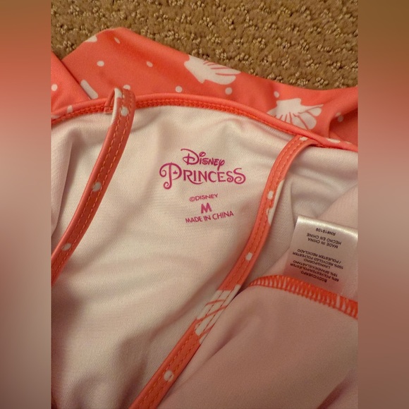 Worn once. Disney Little Mermaid Ariel bathing suit. Size medium - Picture 5 of 6
